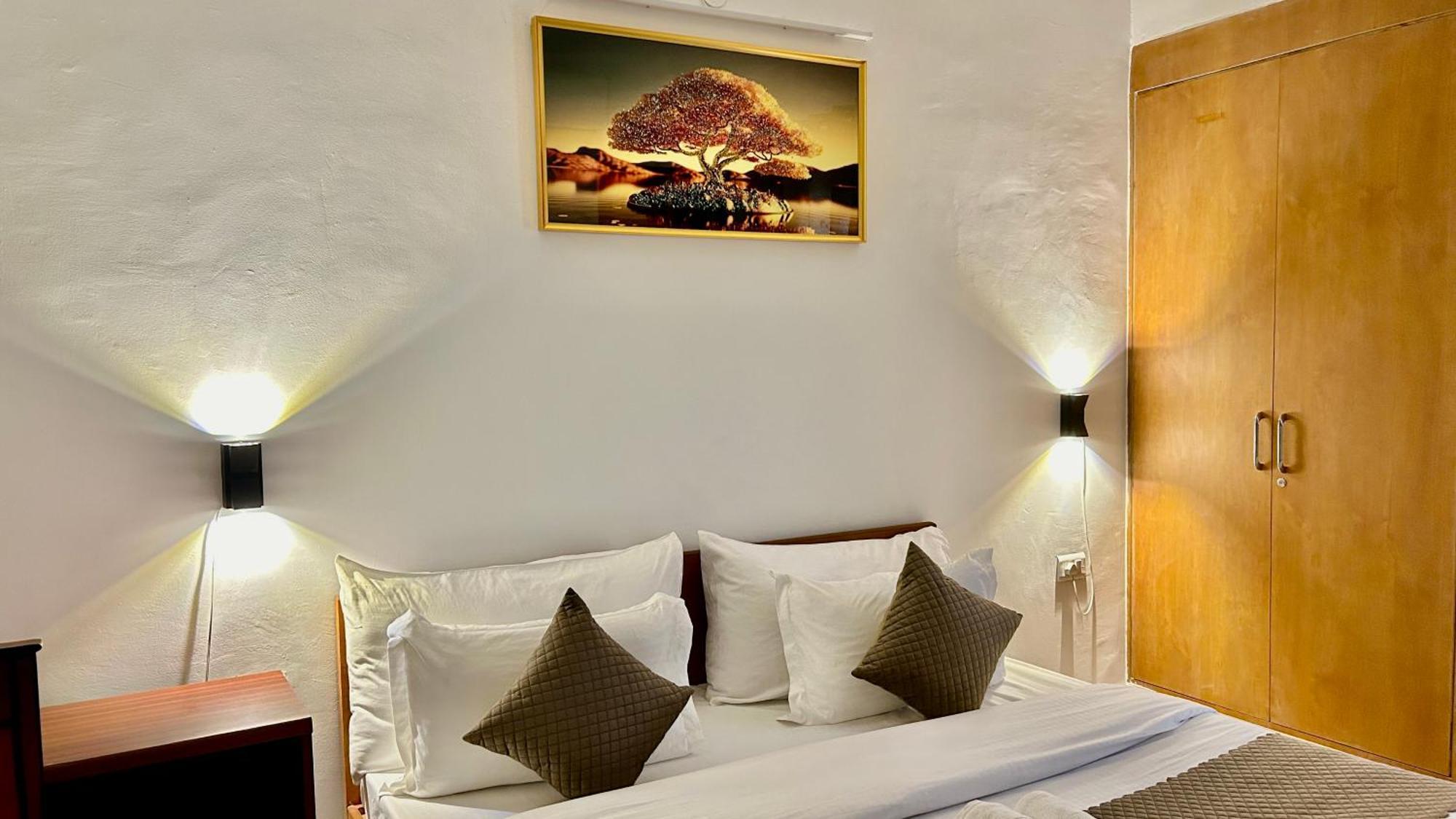Aura Luxury Studio I Couple Friendly I Near Golf Course Road, Sector 57, Gurgaon Exterior foto